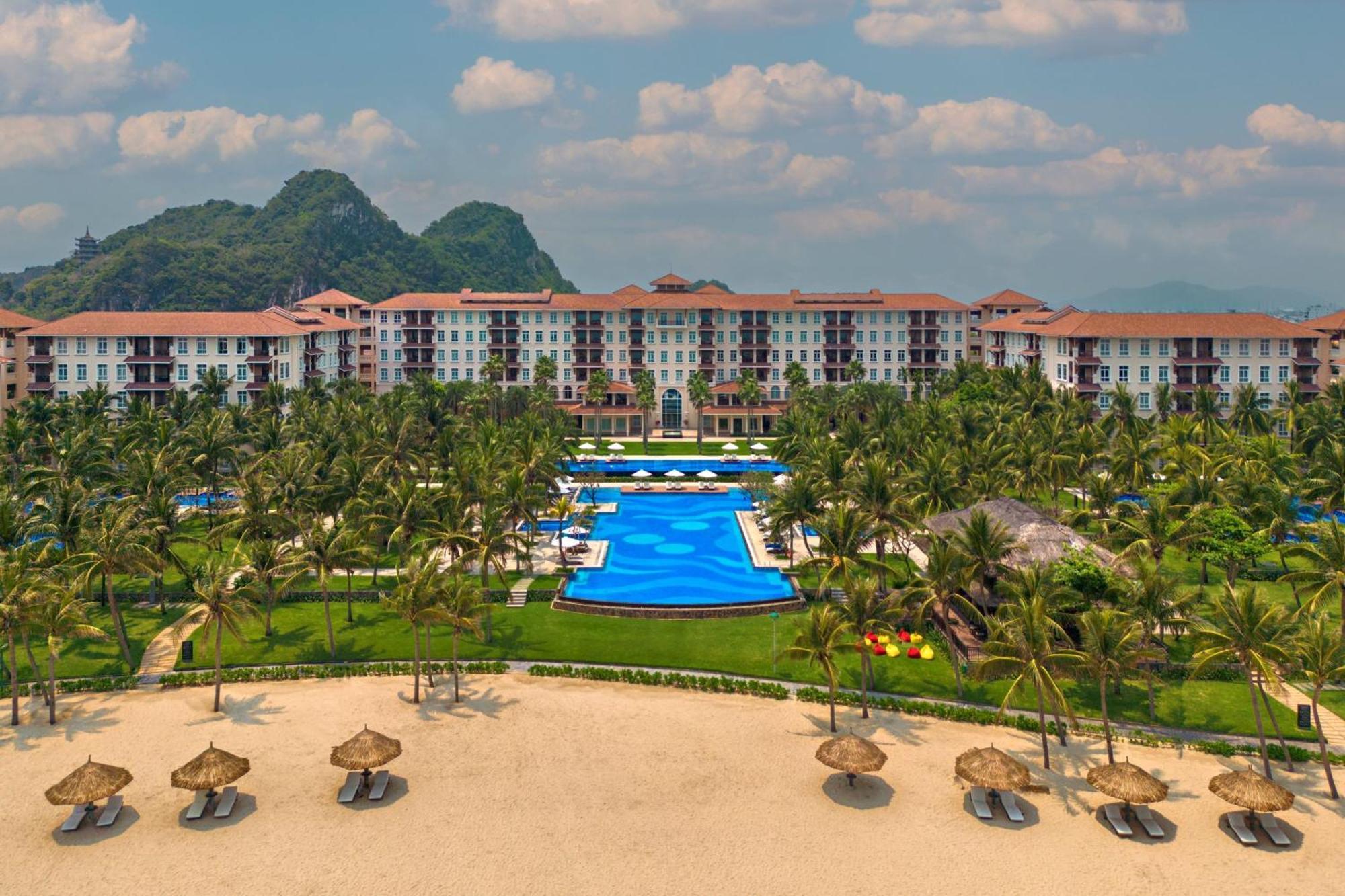 Danang Marriott Resort & Spa Екстериор снимка