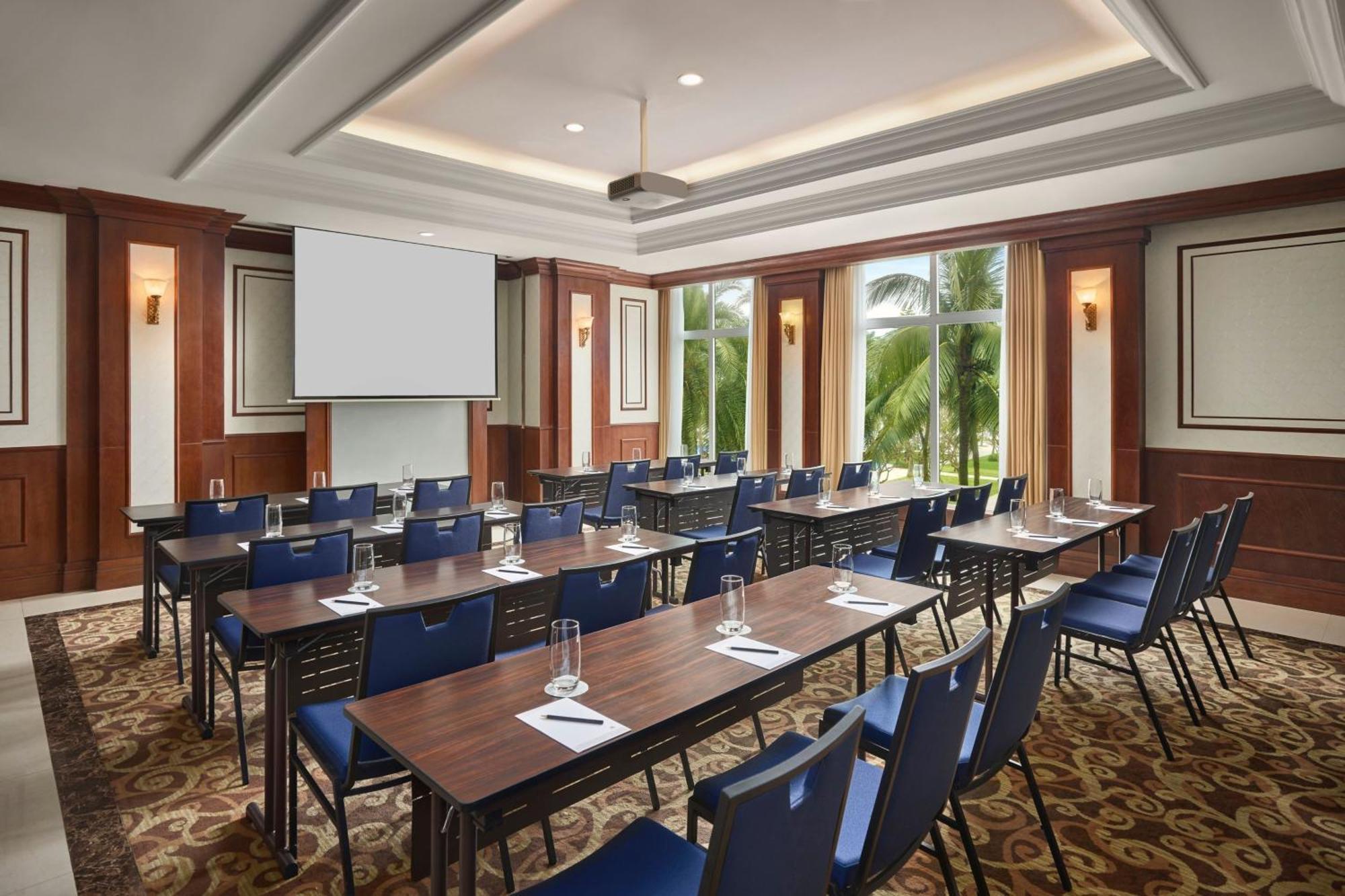 Danang Marriott Resort & Spa Екстериор снимка